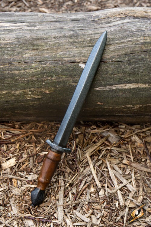 Knightly Dagger Product image