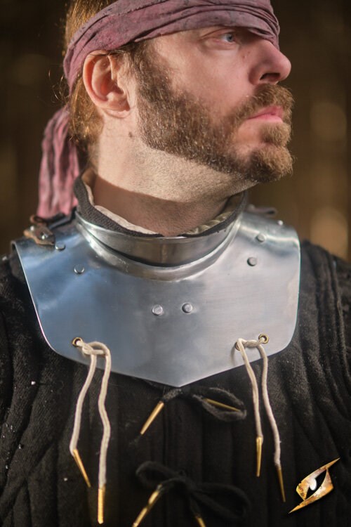 Captain Gorget Product image