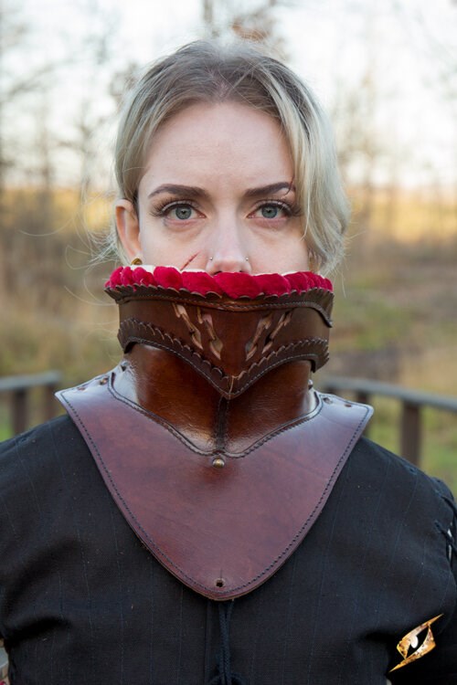 Noble Leather Bevor Product image